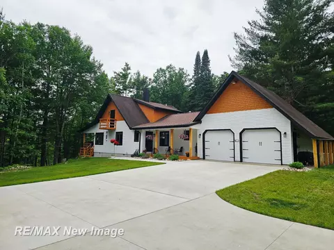 Exterior - 2258 High, Roscommon, MI 48653 photo 2 of 30