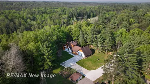 2258 High, Roscommon, MI 48653