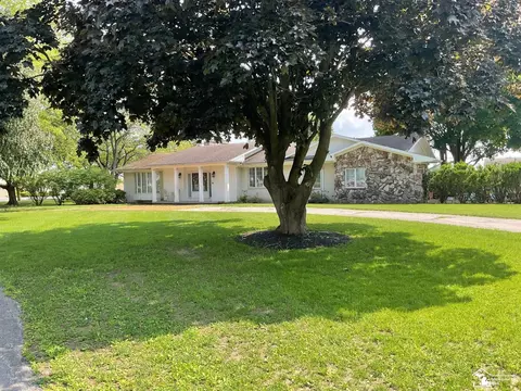 Exterior - 4845 E Dunbar, Monroe, MI 48161 photo 3 of 6