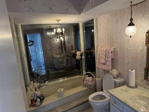 Bath - 4845 E Dunbar, Monroe, MI 48161 photo 3 of 3