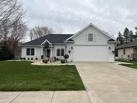 148 Nicole, Brooklyn, MI 49230