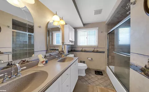 576 Woods, Grosse Pointe Woods, MI 48236 photo 30