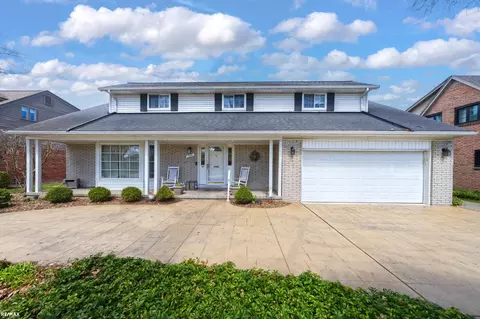 576 Woods, Grosse Pointe Woods, MI 48236 photo 6