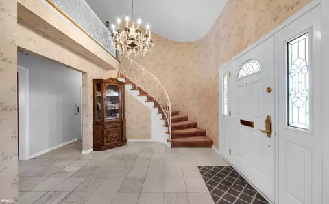 576 Woods, Grosse Pointe Woods, MI 48236 photo 14