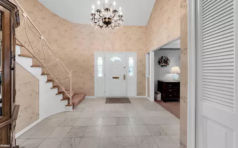 576 Woods, Grosse Pointe Woods, MI 48236 photo 15