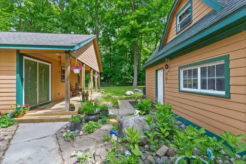 32420 Colfax, Farmington Hills, MI 48336