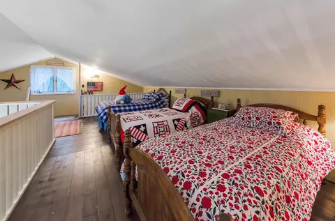 Bedroom - 3494 E Pinecrest, Gladwin, MI 48624 photo 1 of 9