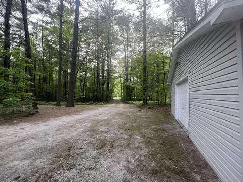 Exterior - 3494 E Pinecrest, Gladwin, MI 48624 photo 22 of 26