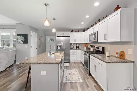 Kitchen - 3228 Pender, Adrian, MI 49221 photo 7 of 7
