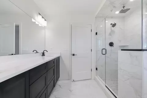 49224 Peacock, Macomb, MI 48044 photo 17