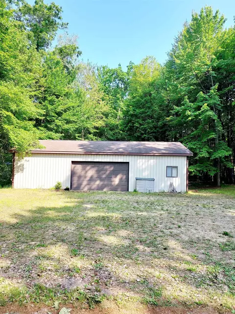 11782 North Shr, Lake, MI 48632
