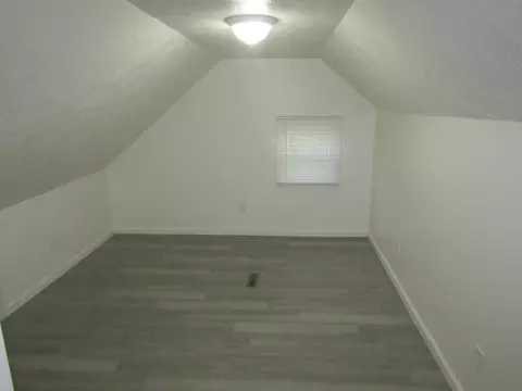 516 Cedar, Owosso, MI 48867 photo 18