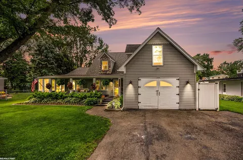 27620 Riviera, Harrison Township, MI 48045