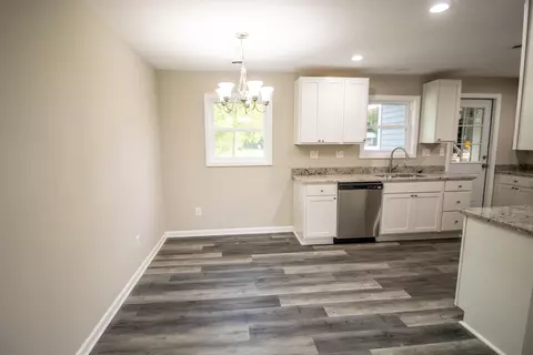 3253 Herrick, Flint, MI 48532 photo 5