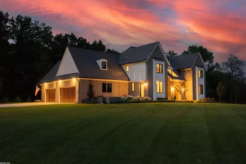 72460 Henry D, Romeo, MI 48065