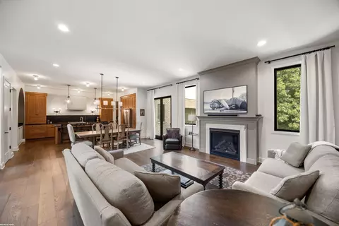 Living - 72460 Henry D, Romeo, MI 48065 photo 4 of 4