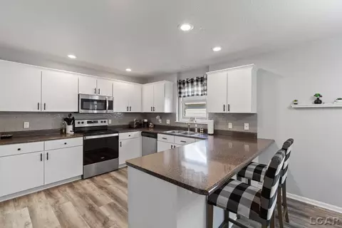Kitchen - 681 Ridge, Tecumseh, MI 49286 photo 1 of 7