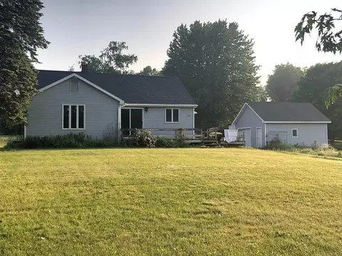 609 E Main, Farwell, MI 48622