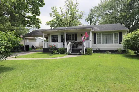 1052 E Rowland, Grand Blanc, MI 48507