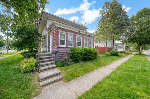 428 Elm St, Adrian, MI 49221