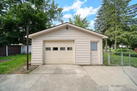 428 Elm St, Adrian, MI 49221 photo 6