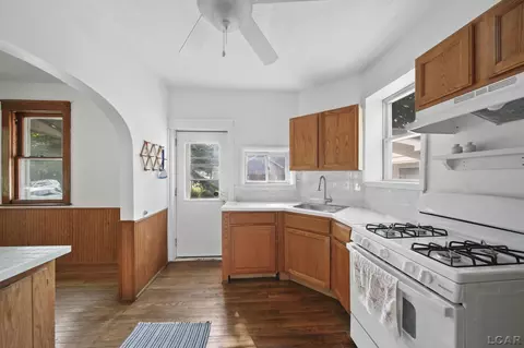 428 Elm St, Adrian, MI 49221 photo 9