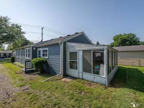 Exterior - 2109 Spaulding, Monroe, MI 48162 photo 3 of 6