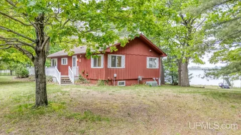 8188 Garth Point 2525, Rapid River, MI 49878 photo 2