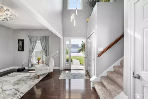 Entry Way - 696 Webber, Temperance, MI 48182 photo 1 of 6