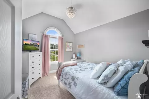 Bedroom - 696 Webber, Temperance, MI 48182 photo 3 of 8
