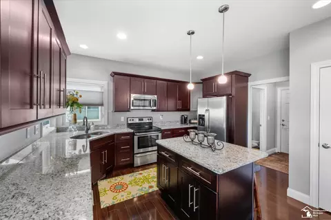 Kitchen - 696 Webber, Temperance, MI 48182 photo 2 of 3