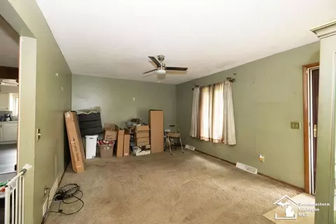 Living - 6200 Jackman, Temperance, MI 48182 photo 1 of 3