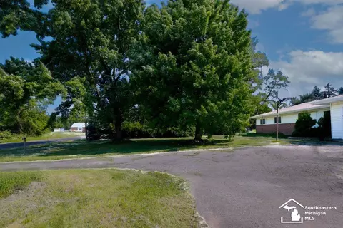 Exterior - 6200 Jackman, Temperance, MI 48182 photo 2 of 10