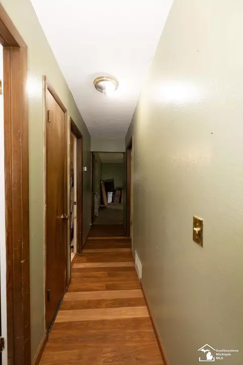 Entry Way - 6200 Jackman, Temperance, MI 48182 photo 1 of 1