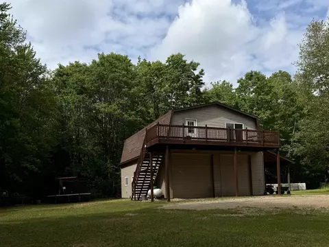 2854 N Lakeshore, Gladwin, MI 48624 photo 2