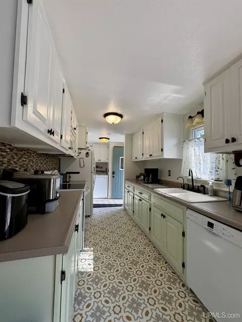4828 I Rd, Bark River, MI 49807 photo 19