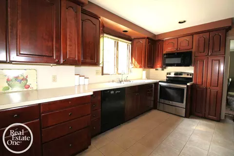 880 Pemberton, Grosse Pointe Park, MI 48230 photo 10
