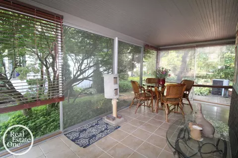 880 Pemberton, Grosse Pointe Park, MI 48230 photo 18