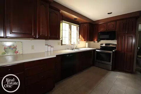 880 Pemberton, Grosse Pointe Park, MI 48230 photo 47