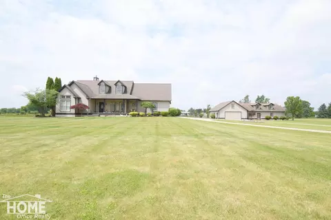 2411 Escott, Owosso, MI 48867