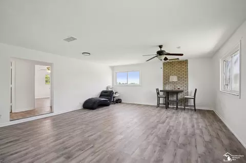 Living - 2131 Baldwin, Monroe, MI 48162 photo 1 of 3