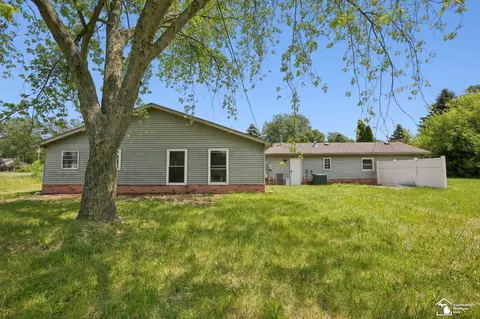 Exterior - 2131 Baldwin, Monroe, MI 48162 photo 2 of 8