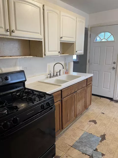 11280 Maxwell, Warren, MI 48089 photo 2
