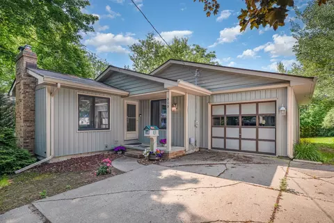 909 W Baker, Midland, MI 48640