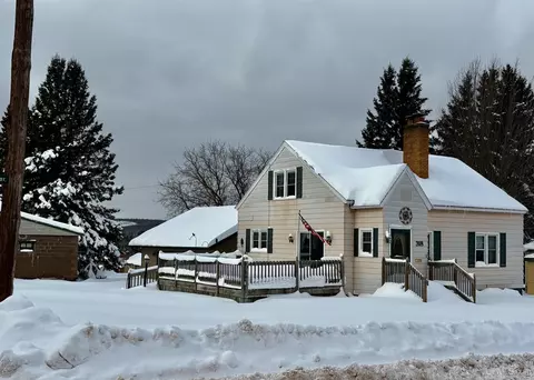 318 S Moore, Bessemer, MI 49911