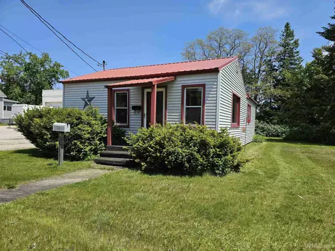 132 N Fifth, Manistique, MI 49854