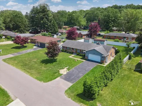 1115 Birchwood, Temperance, MI 48182