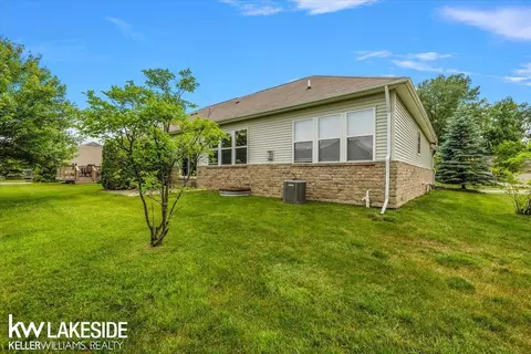 49676 Broadacre, Macomb, MI 48042 photo 40