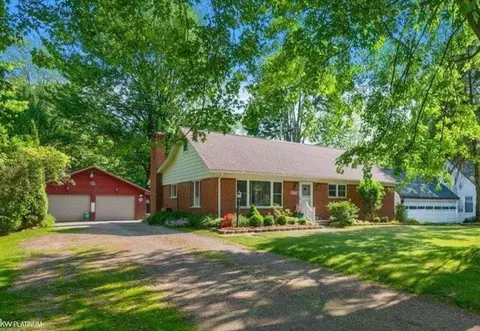 9341 Short Cut, Fair Haven, MI 48023