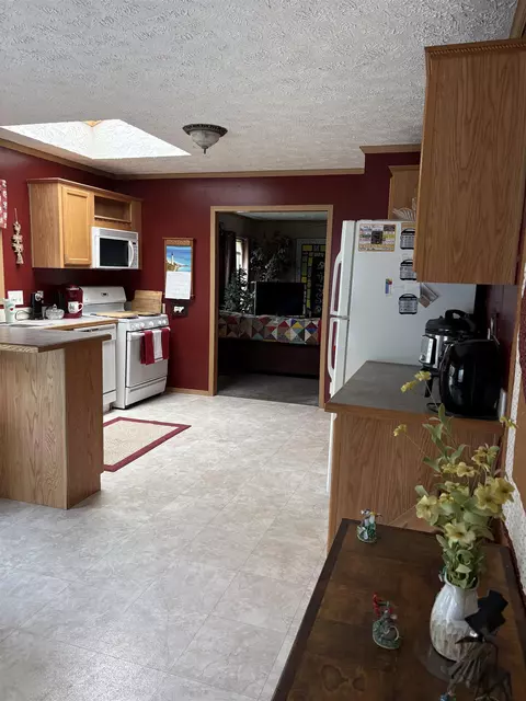 Kitchen - 9233 Gary, Chesaning, MI 48616 photo 1 of 3